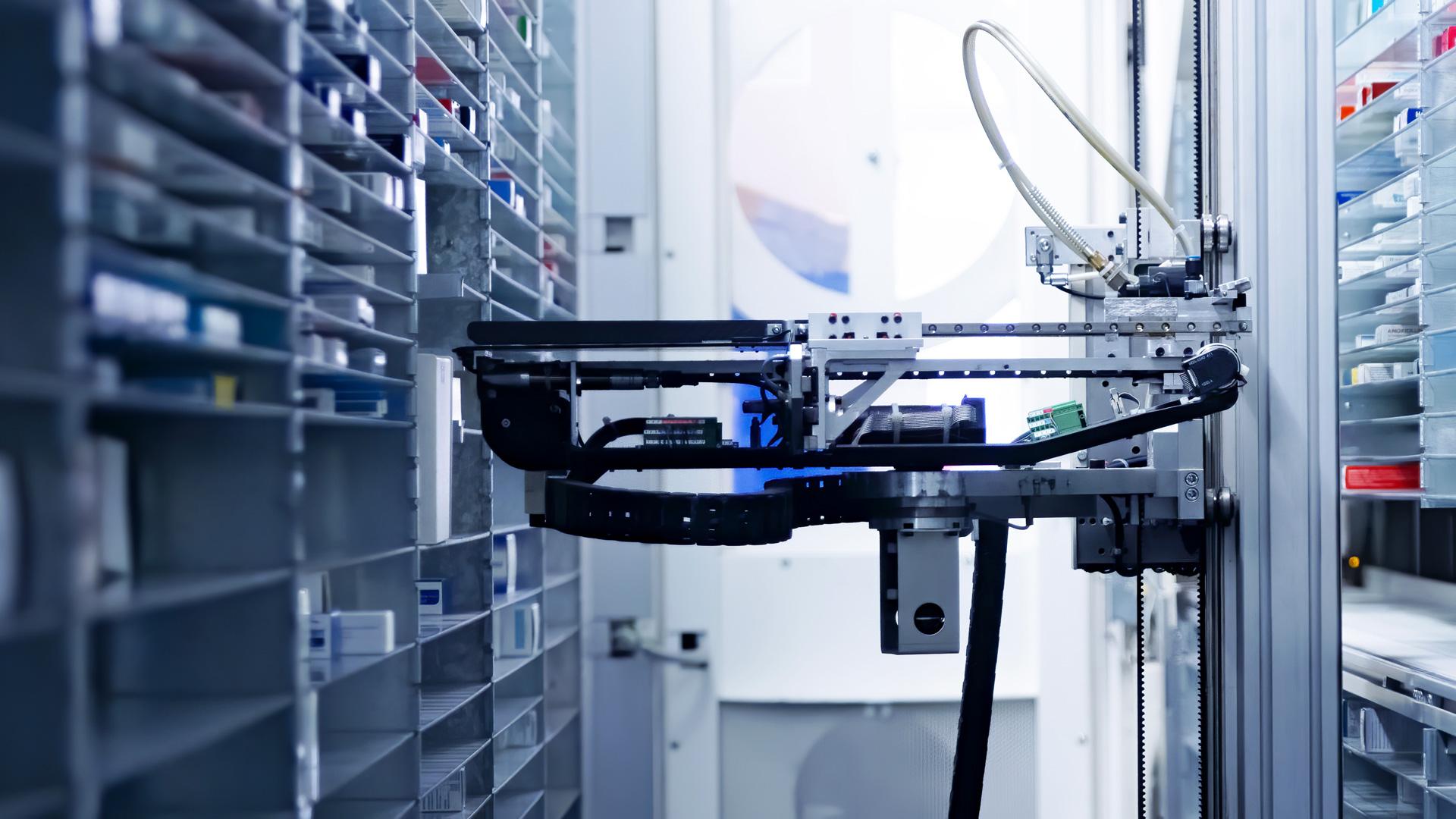 Robot Rx Machine The new medical assistants
