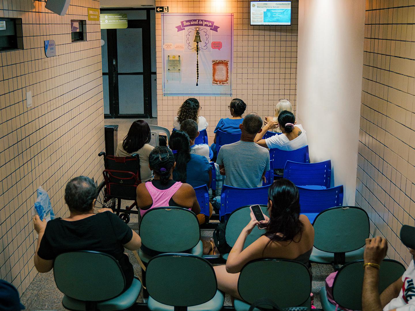 Wartezimmer im Krankenhaus Haroldo Juacaba