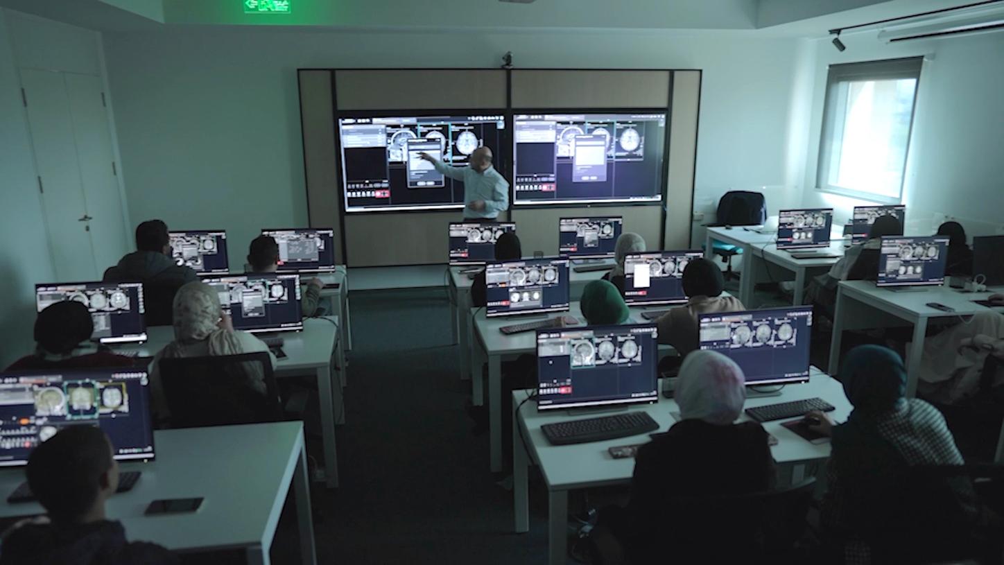 Classrom training in radiology