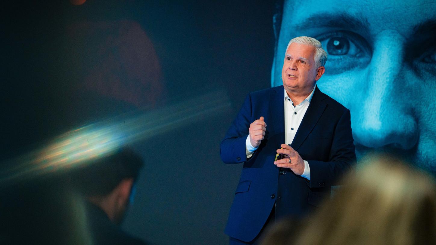 Arthur Kaindl, head of Varian at Siemens Healthineers, speaks at the company’s 2025 Capital Markets Day.