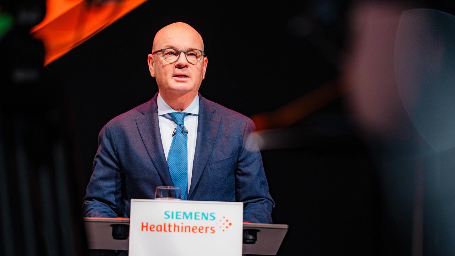 CFO Jochen Schmitz at the Siemens Healthineers AG annual shareholders’ meeting 2026