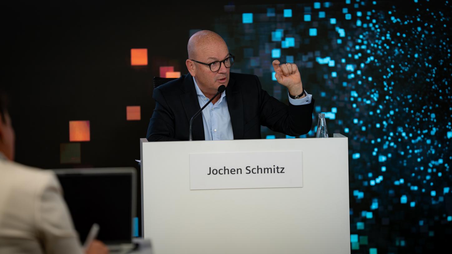 Jochen Schmitz, Siemens Healthineers CFO, speaks at the 2025 annual press conference.